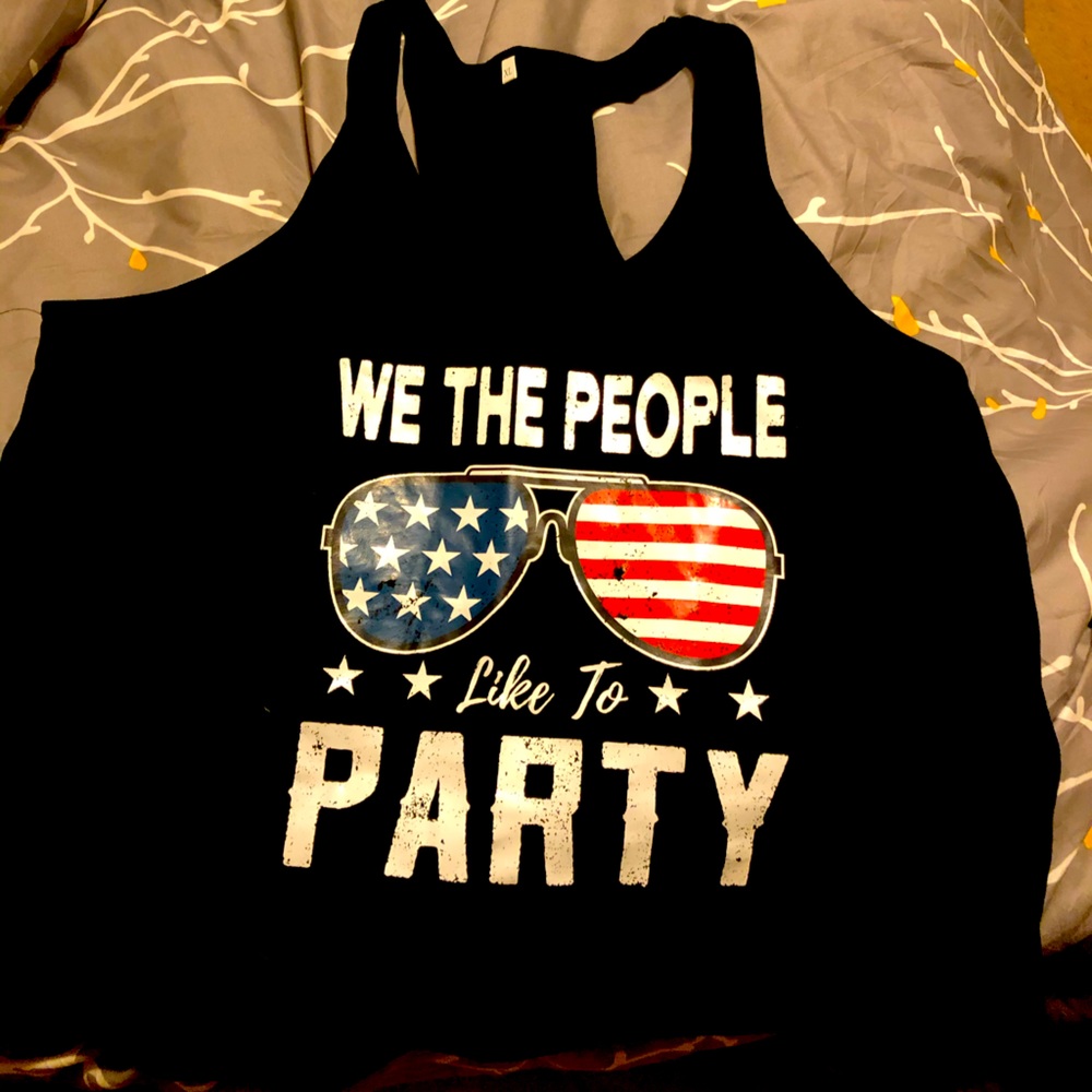 3$20 We the people like to party tank